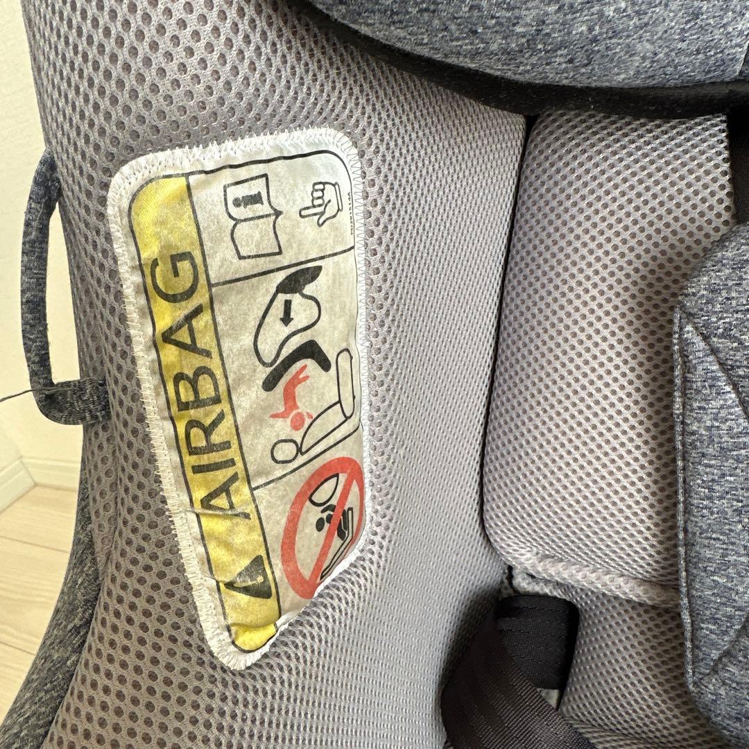 ② Aprica チャイルドシート