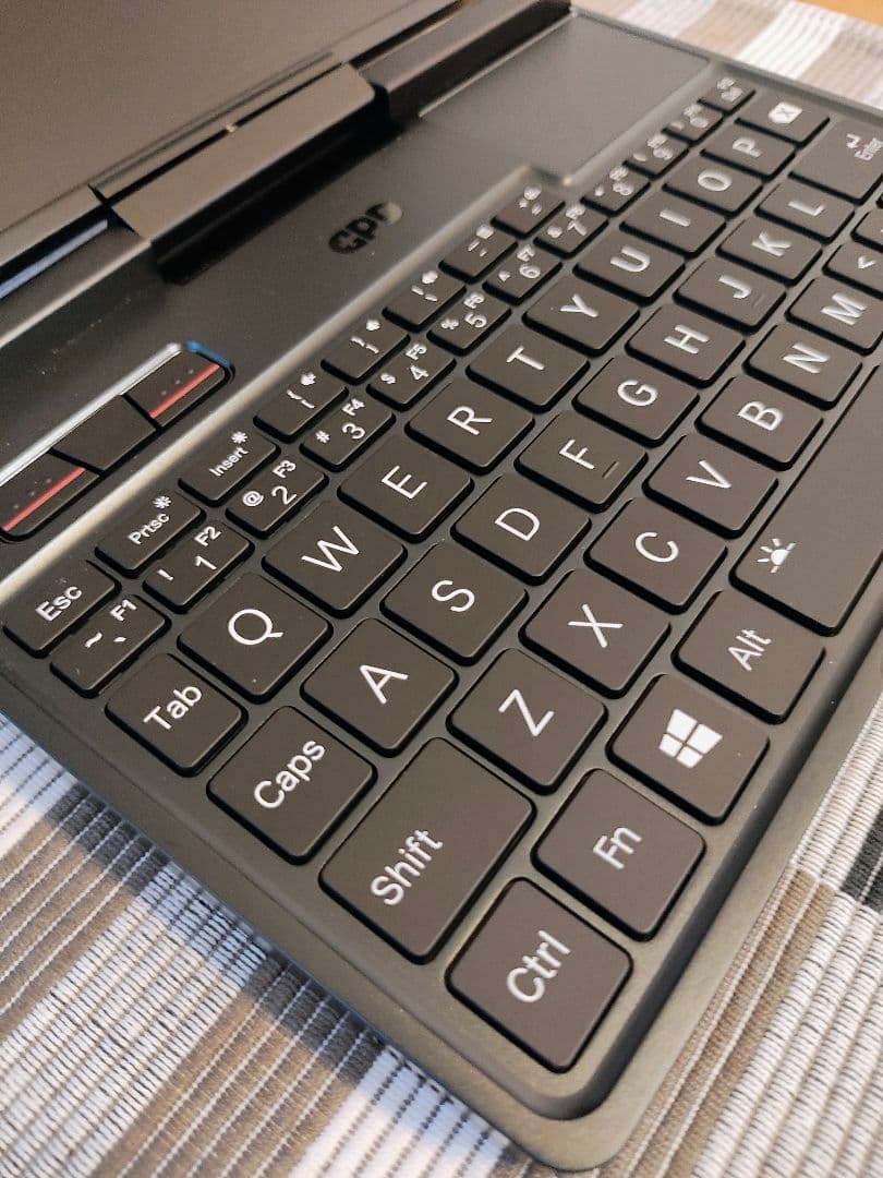 ミニPC GPD Pocket 4
