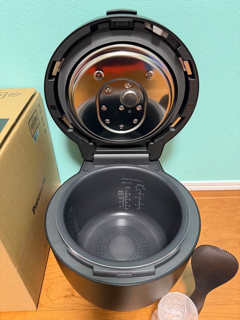 炊飯器・餅つき機 Panasonic Bistro SR-V18BA