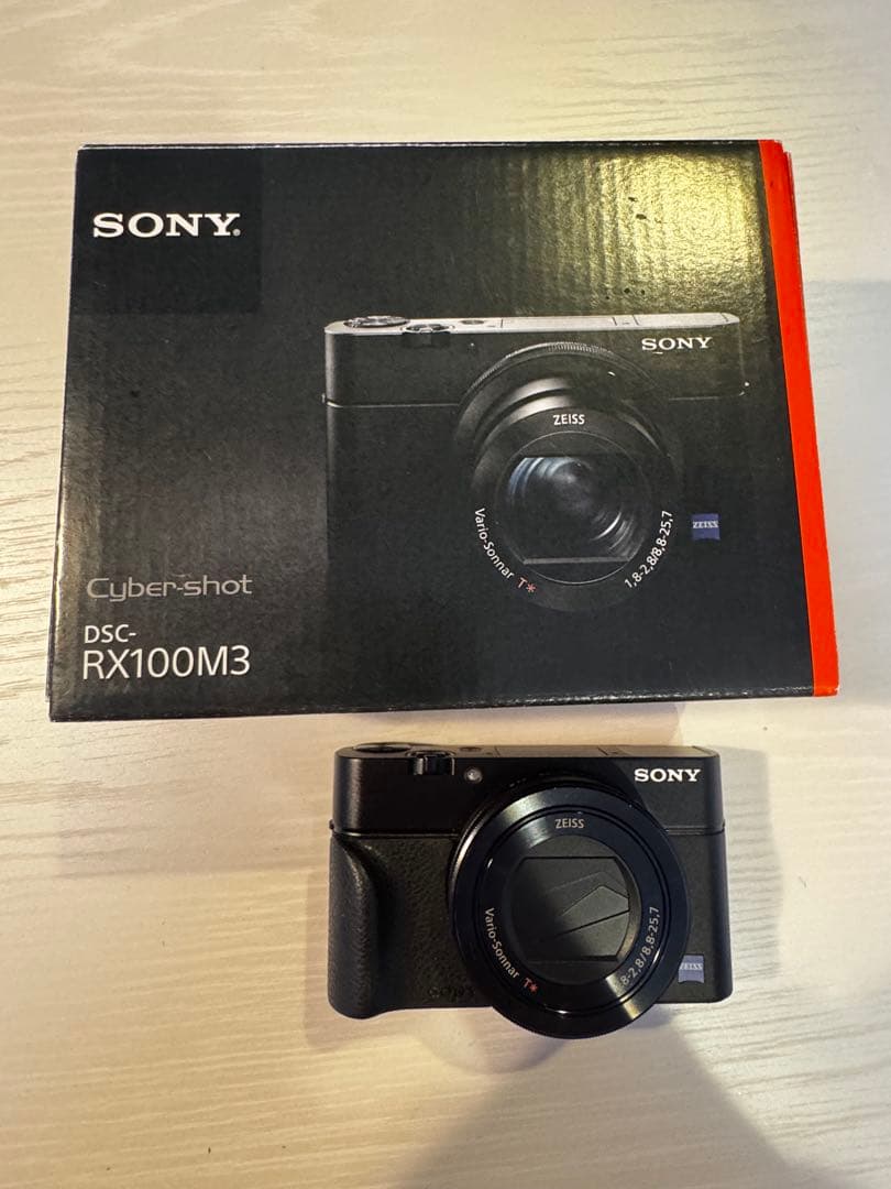 デジタルカメラ SONY DSC-RX100M3