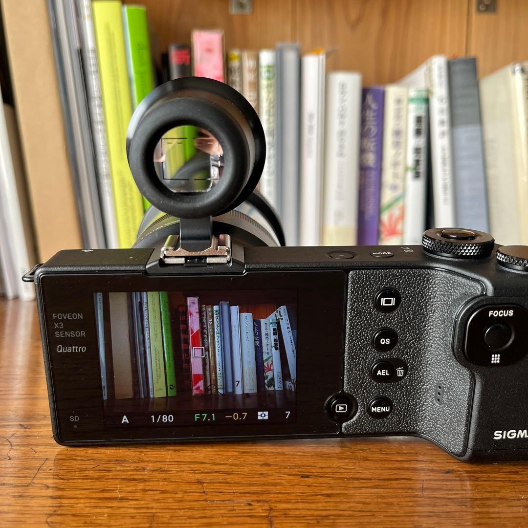 SIGMA dp0 Quattro ファインダー付き