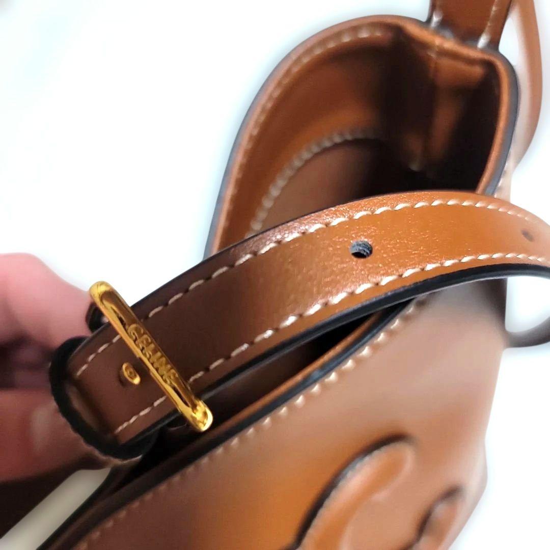 【美品】CELINE スモール バケット キュイル トリオンフ ショルダーバッグ