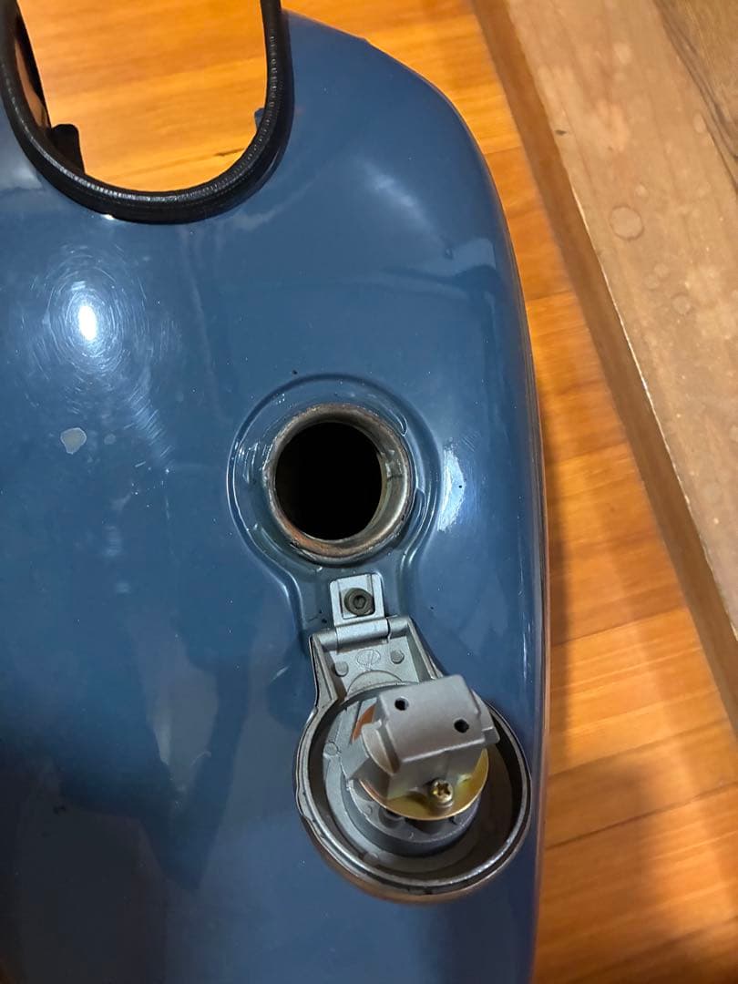 YAMAHA sr400 タンク