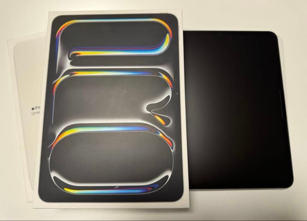 11インチiPad Pro（M4）Wi-Fi 256GB シルバー　+純正ケース