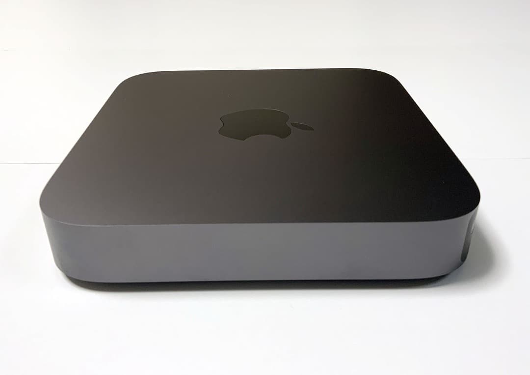 フォルン　Mac mini 2018 16GB 512GB 中古