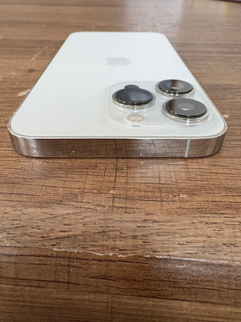 Apple iPhone 13proホワイト 256GB 本体