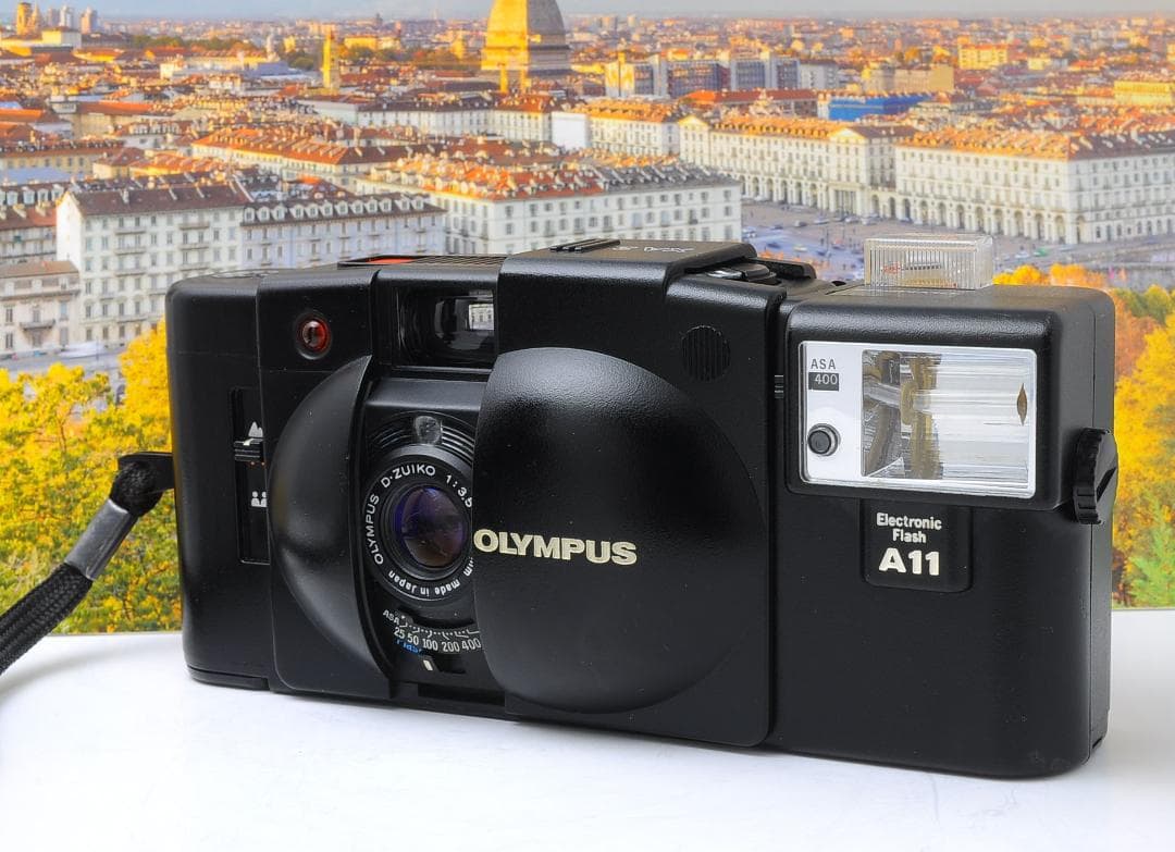 OLYMPUS XA2 カメラ A11フラッシュ ケース付 動作品 35mm