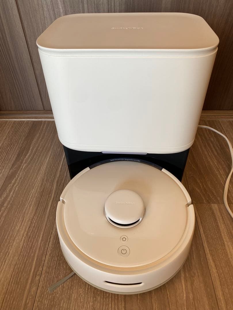 SwitchBot ロボット掃除機 K10+ 本体とアクセサリー
