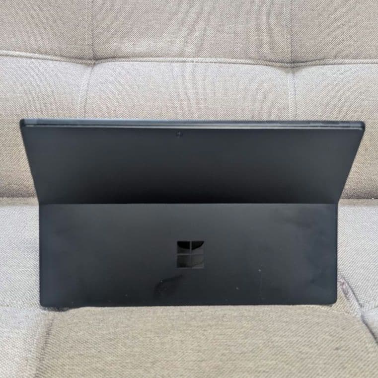 Surface Pro 7 i5 8GB 256GBタイプカバー付き c