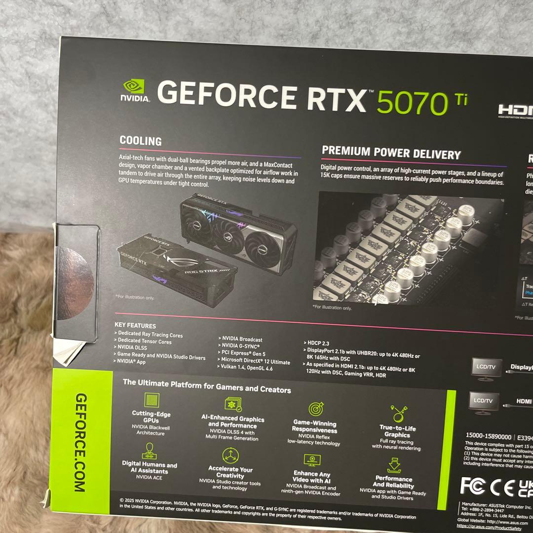 新品　ASUS ROG Strix GeForce RTX 5070 16GB