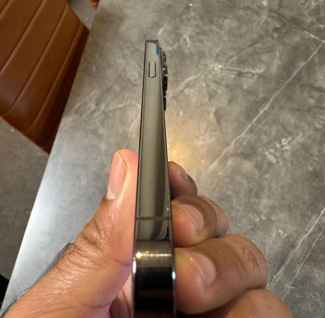 Apple iPhone 13 Pro グラファイト 本体のみ