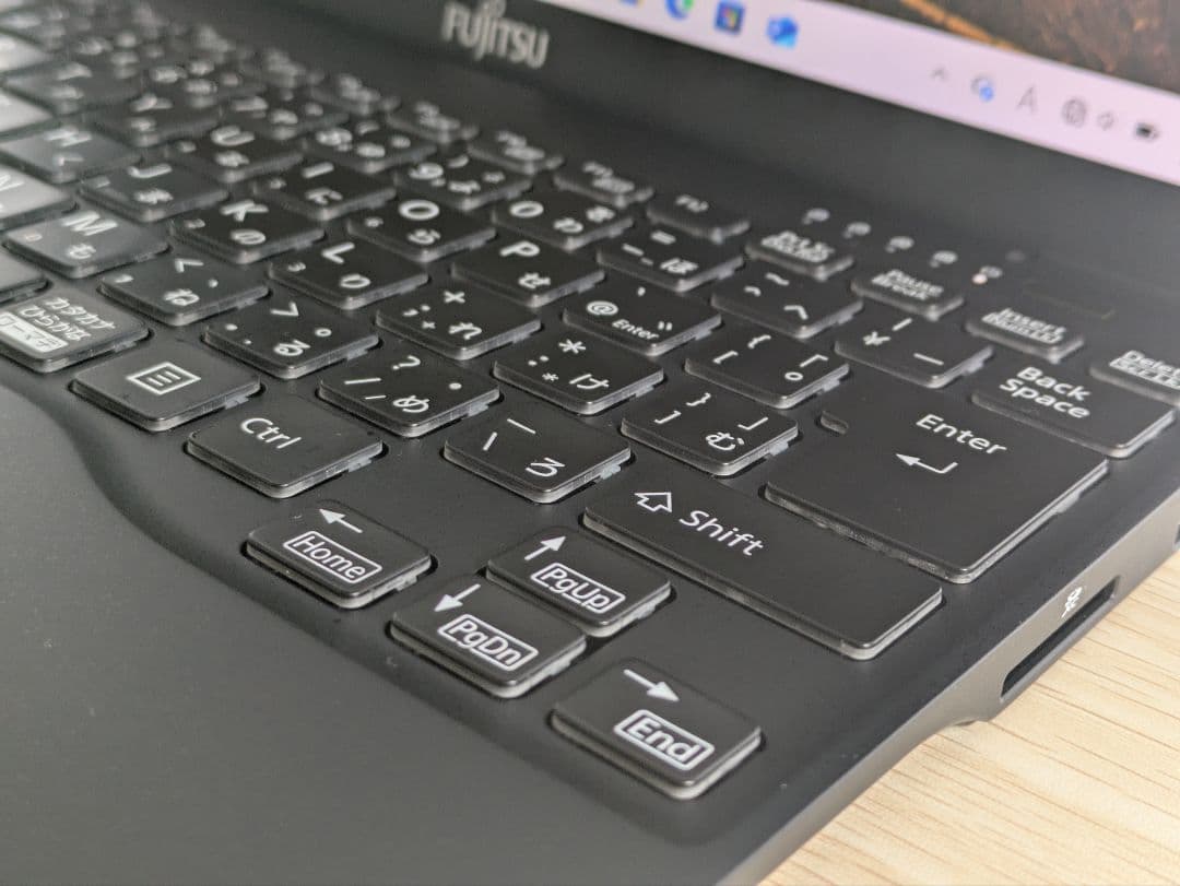 美品軽量 LIFEBOOK RYZEN 5700U SSD512GB Win11