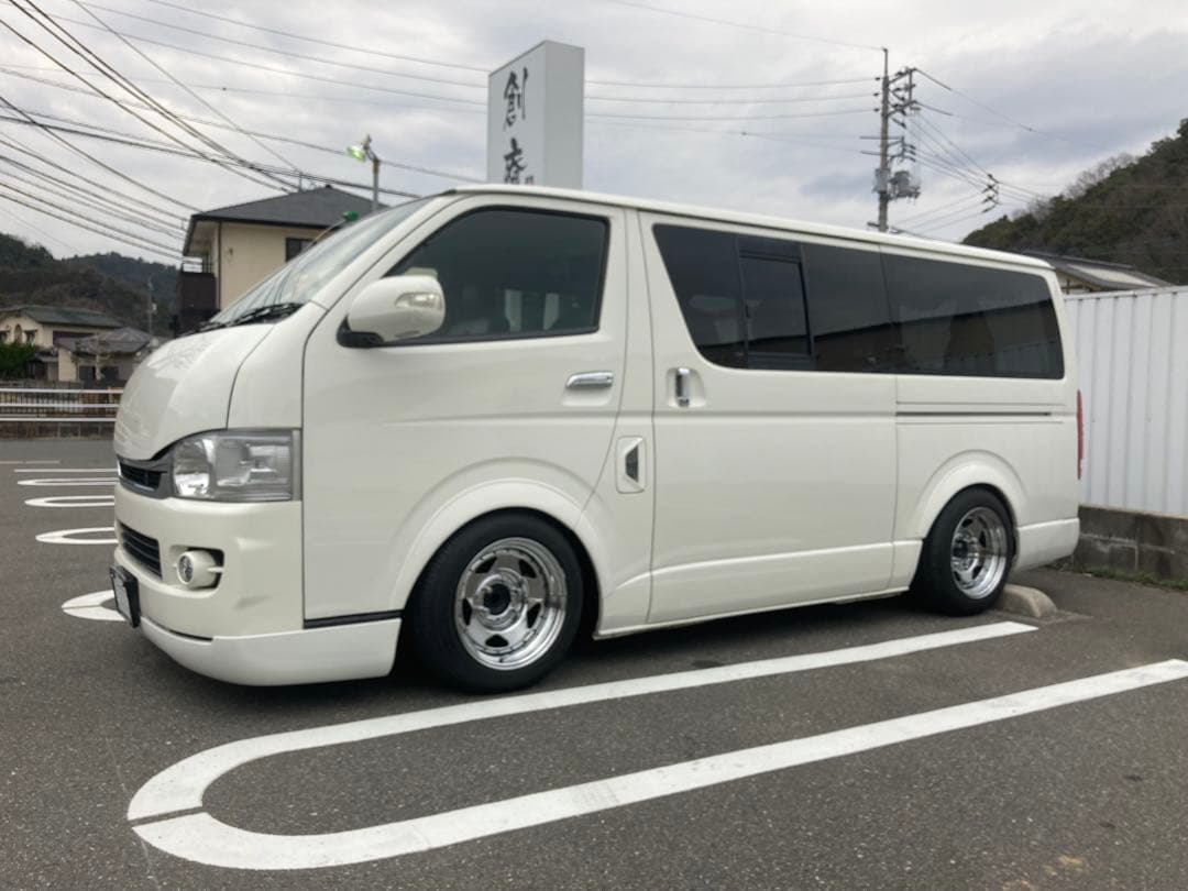 ハイエース　TC-01 ゼロハウス　195/60R16