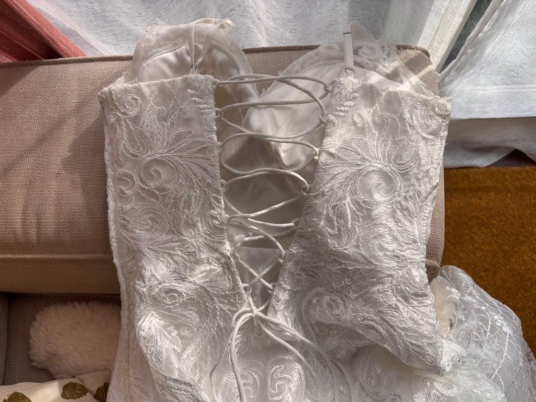 JEAN MACLEAN 刺繍入りドレス Vネック