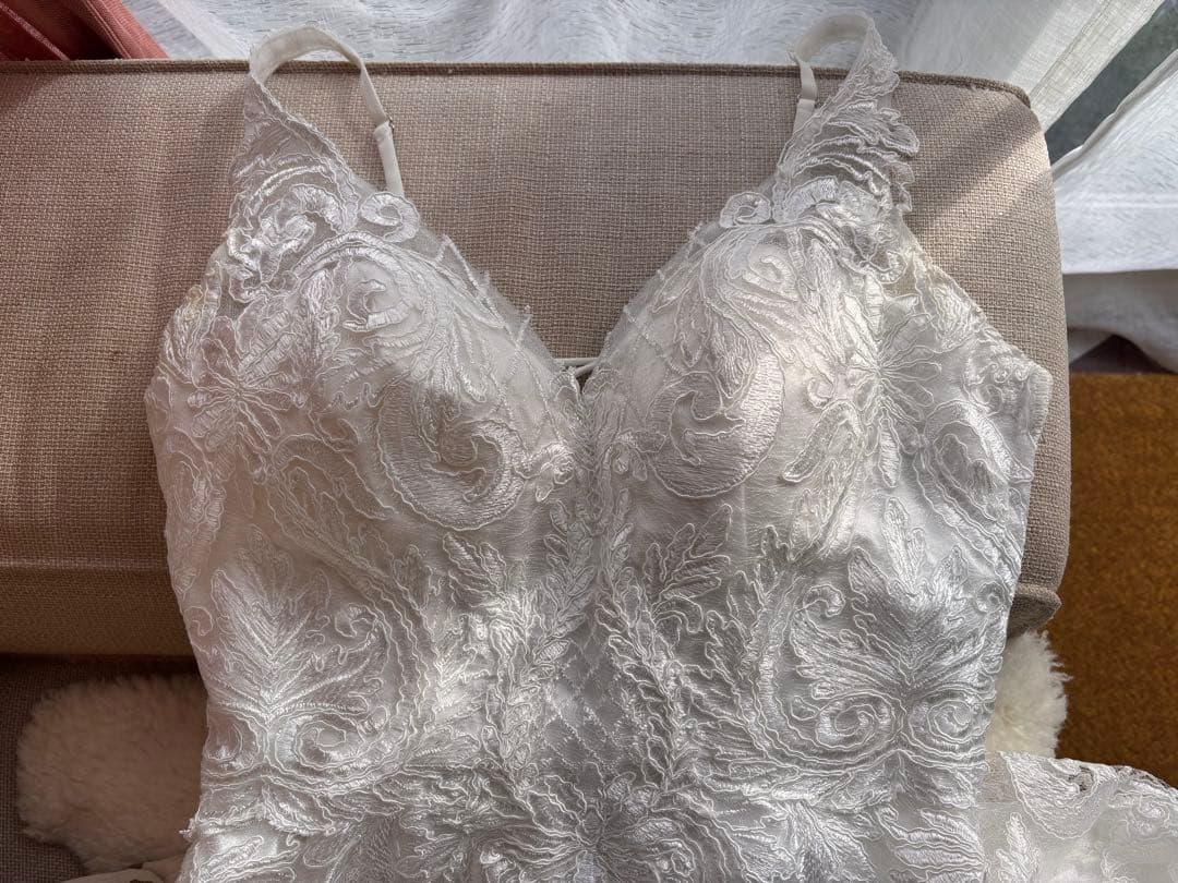 JEAN MACLEAN 刺繍入りドレス Vネック