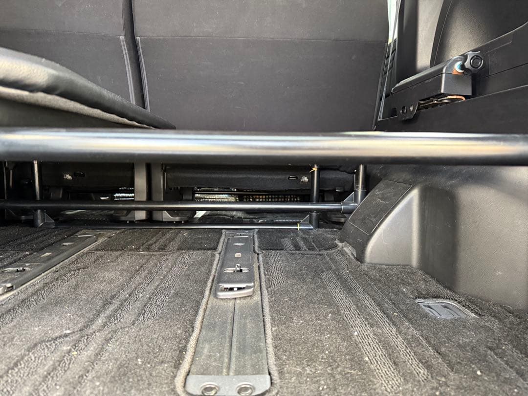 デリカD5用簡易ベッドキット