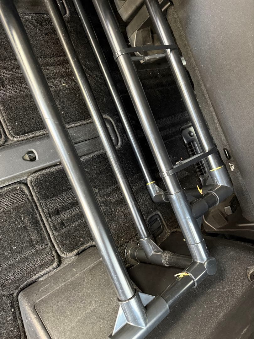 デリカD5用簡易ベッドキット