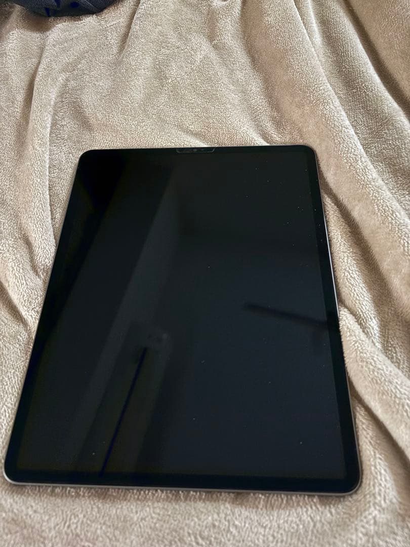 【美品】iPad Pro 12.9(M1)第5世代 1TB+純正キーボード