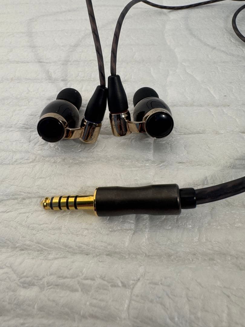 victor HA-FW10000 4.4mmプラグ