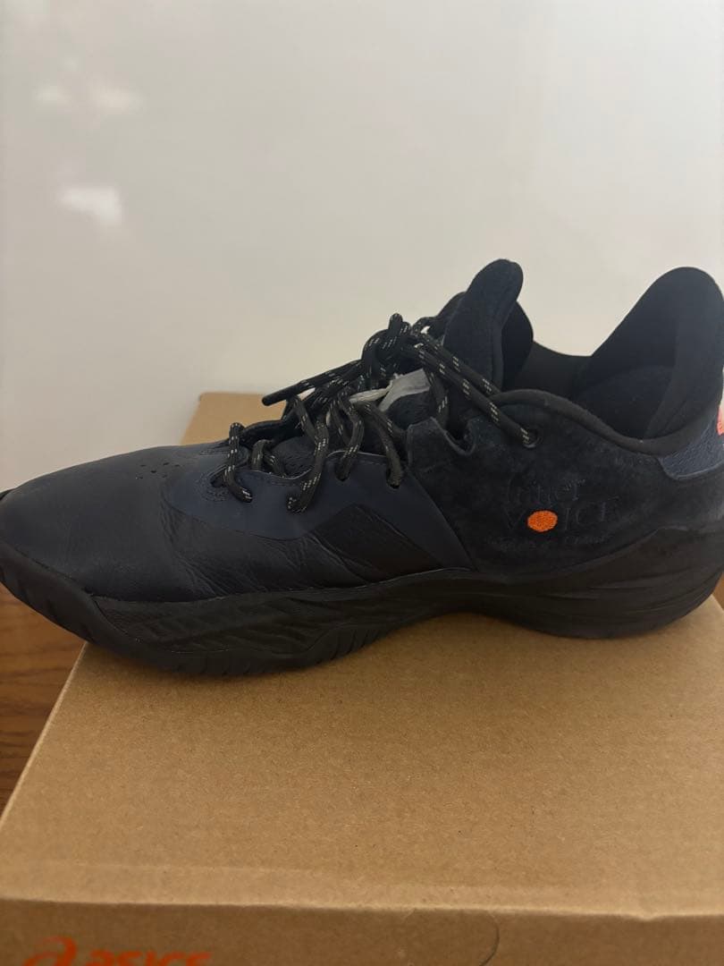 シューズ(男性用) ASICS BALLAHOLIC NOVA SURGE LOW