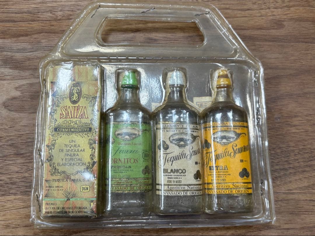 ミニチュアボトルセット　テキーラ 　サウザ　SAUZA