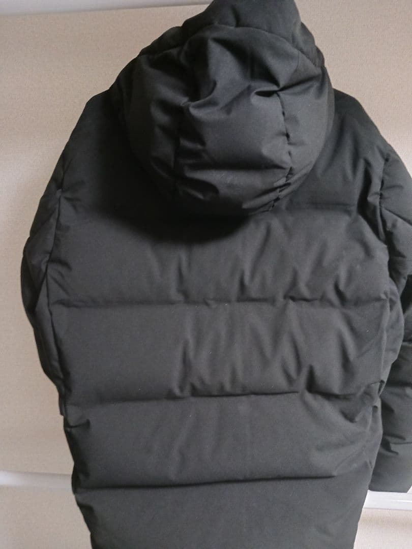 今季モデル UNIQLO ユニクロ シームレスダウンパーカ L ブラック