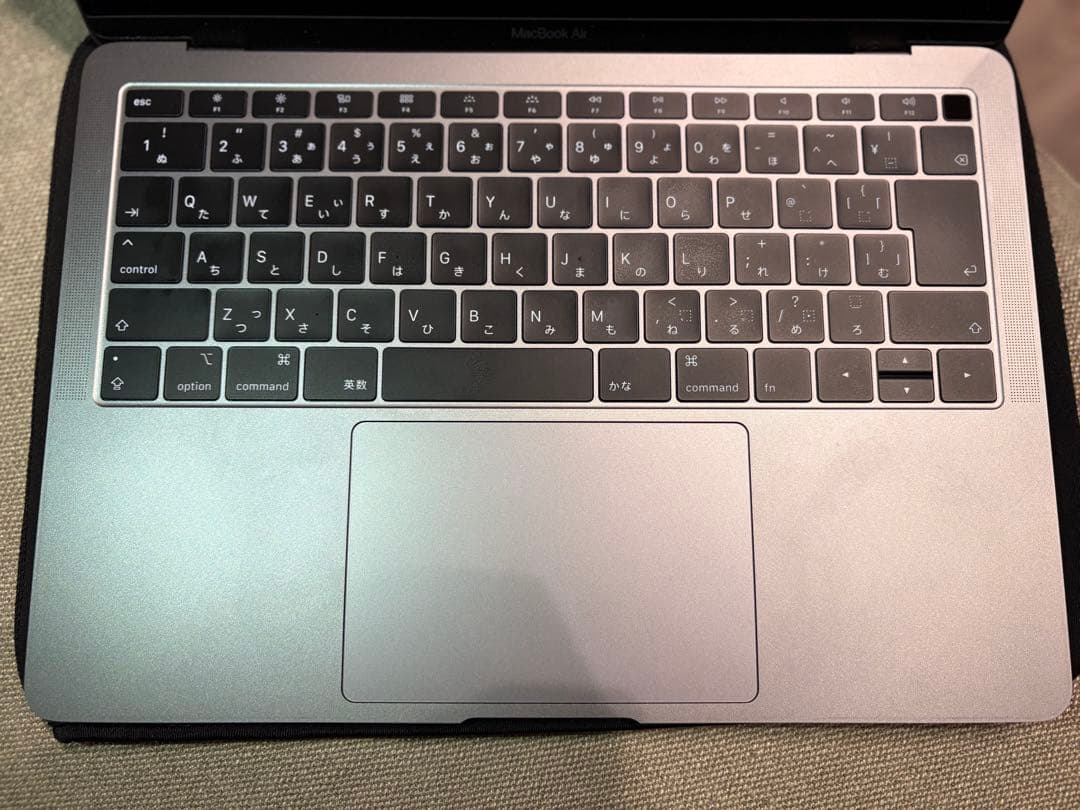 19日】Macbook air retina 2018 13インチCorei5