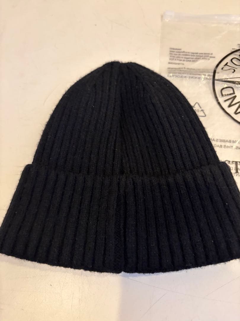 STONE  ブラックニット帽