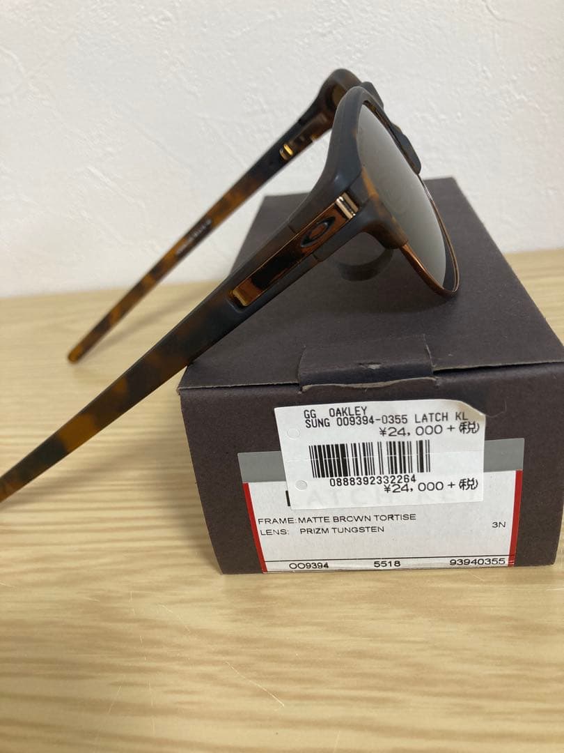 OAKLEY｜オークリー　Latch Key ラッチキー