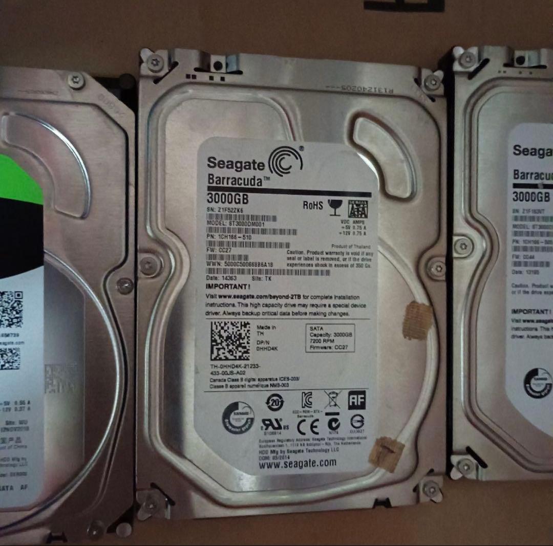 Seagate ST3000DM007（3.5 HDD 3TB）など　3個　5