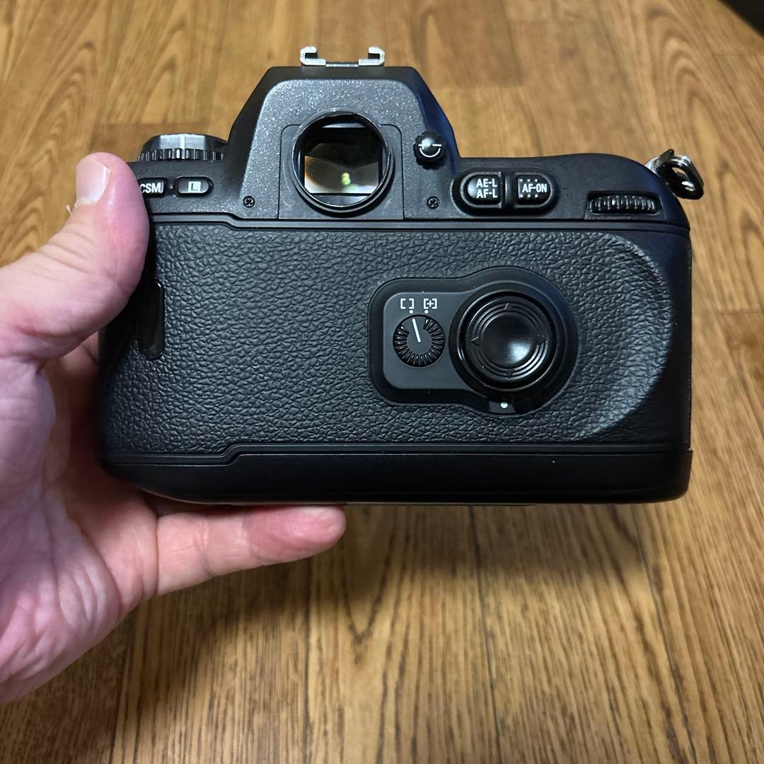 フィルムカメラ nikon F100 body
