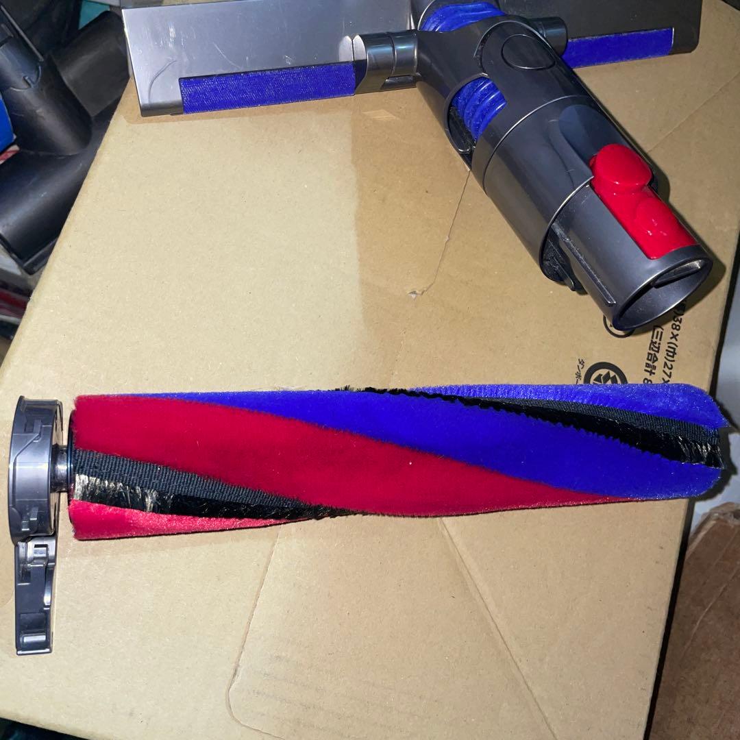 Dyson SV18 スリムヘッド　未使用ですがスレ等有ります