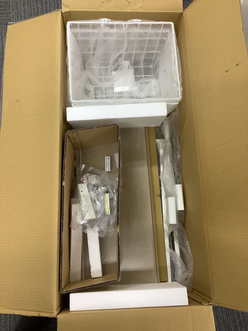 【新品未使用】ディノス 新1本脚 モダン ランドリーラック 棚2段 ホワイト