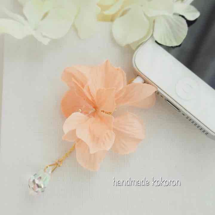 【購入✖︎】他サイトにて完売しました オーロラ雫&フラワーforイヤホンジャック