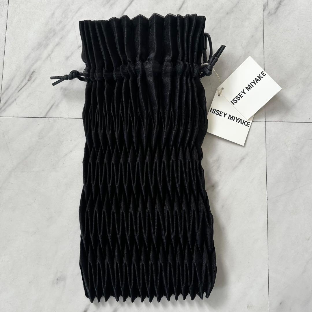 ＊タグ付き新品＊ ISSEY MIYAKE / イッセイミヤケ プリーツ 巾着