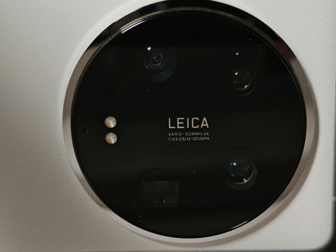 Xiaomi 14 Ultra グローバル版(512G/白) キット黒、白付属