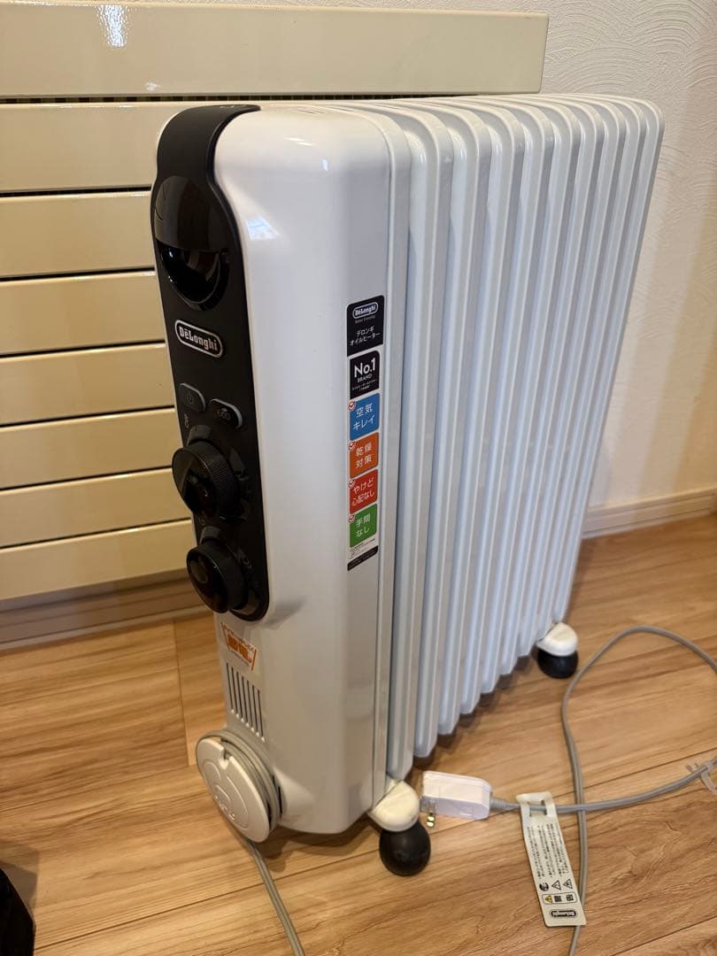 DeLonghi アミカルド オイルヒーター デロンギ