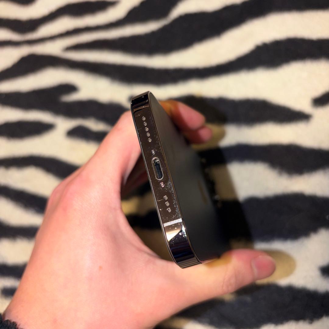 く*ょ様 Apple iPhone 14 Pro パープル