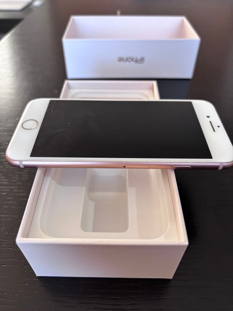 iPhone8 128GB ゴールド