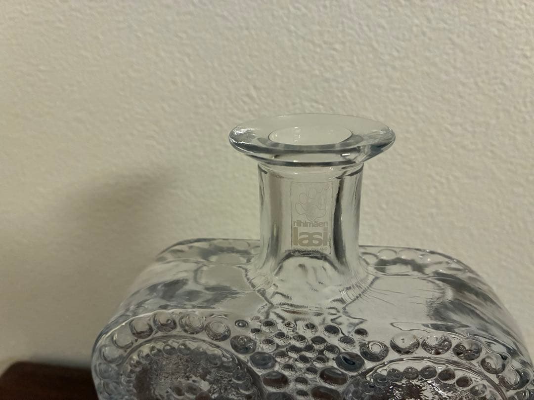 Riihimaen Lasi社製　ロゴシール付き　ナニー・スティル　グラッポニア