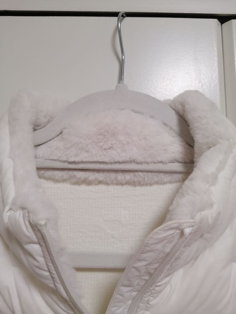 ホワイトキルティングノースリーブワンピース