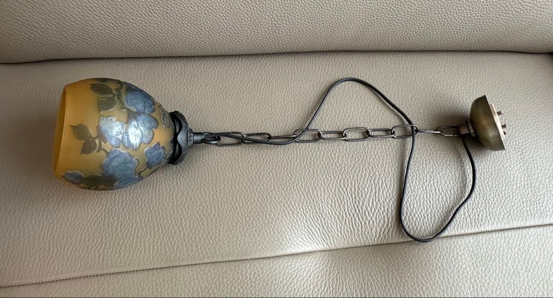 アール・ヌーヴォー風ペンダントライト