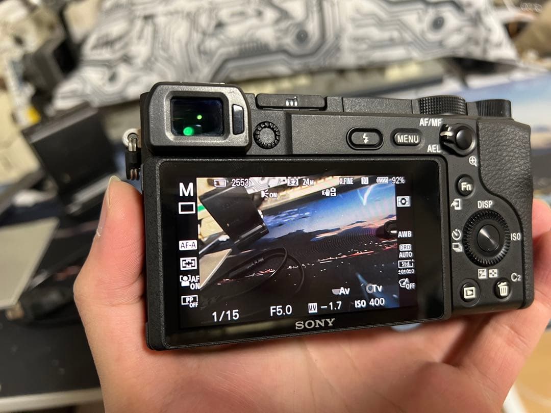 【美品】シャッター回数:約9400回 SONY α6400 カメラ レンズ付