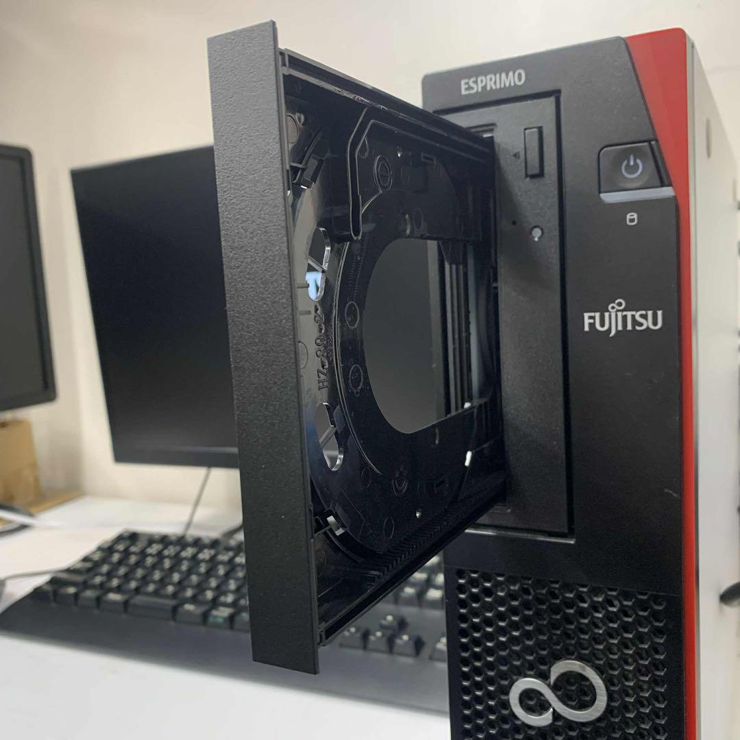 #884 富士通 ESPRIMO D588/TX i3-8100 8GB 256