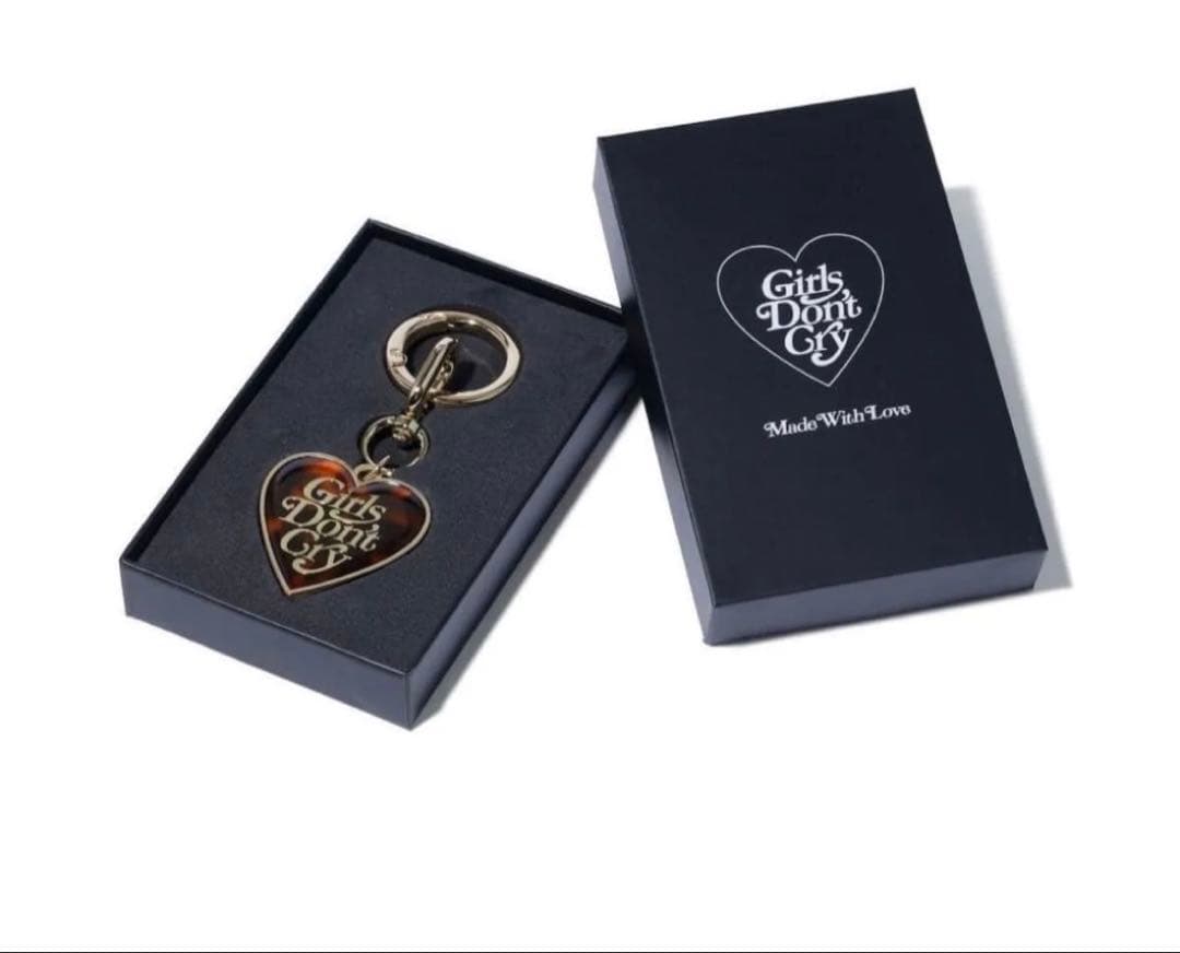 GIRLS DON'T CRY ゴールド　キーリング Verdy