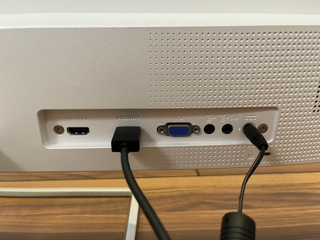 HP 27fw 27インチディスプレイ