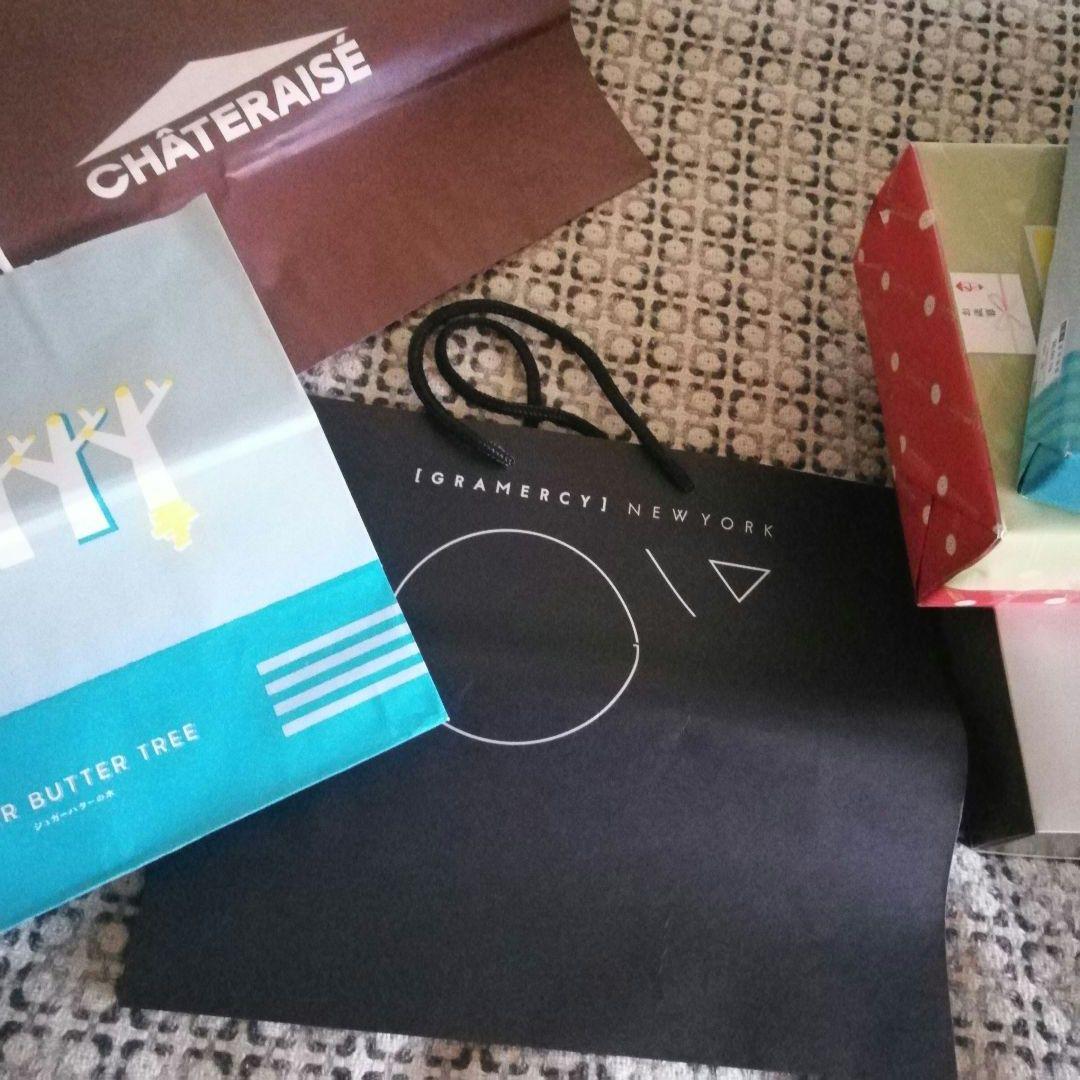 紙袋付☆シュガーバターサンドの木　レ ロジェ エギュスキロール　シャトレーゼ　ラ