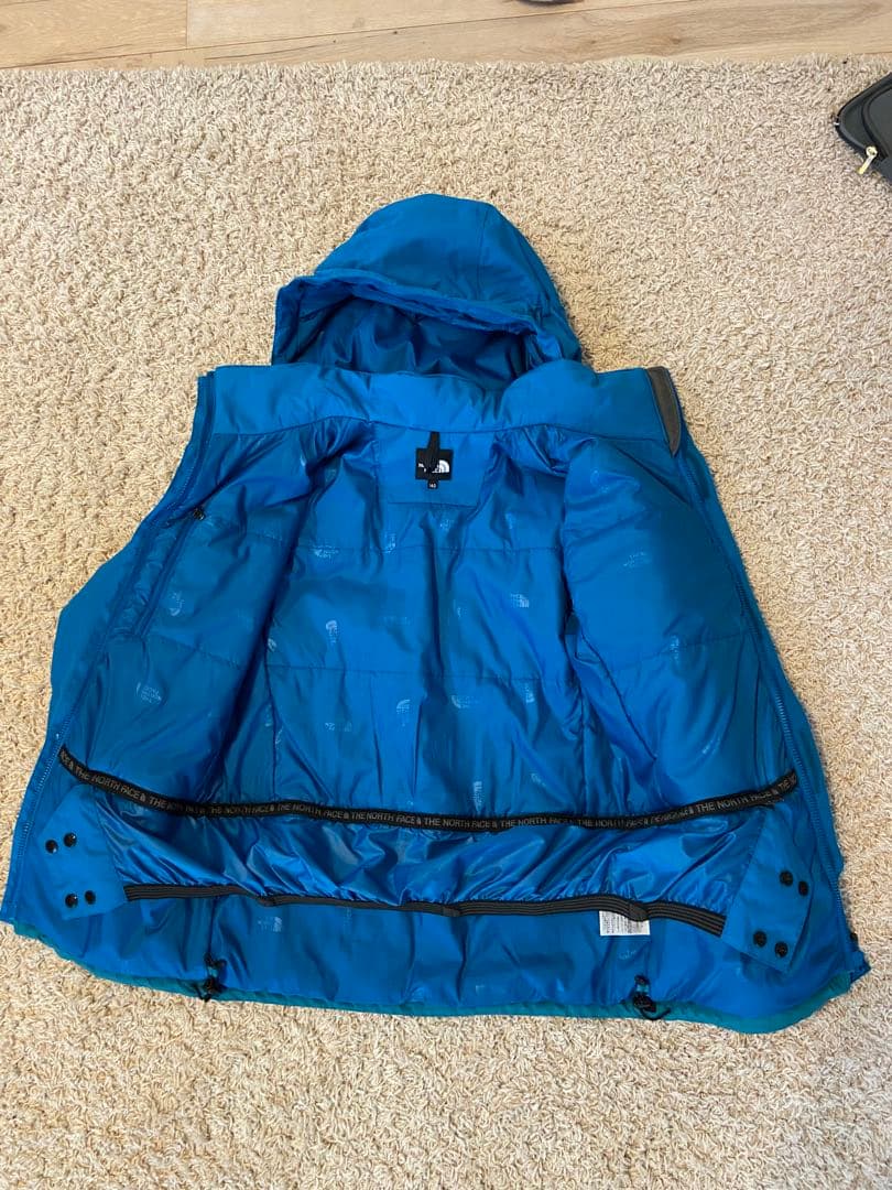 美品！ノースフェイス　キッズ　スキーウェア　140cm スキー・スノーボードに！