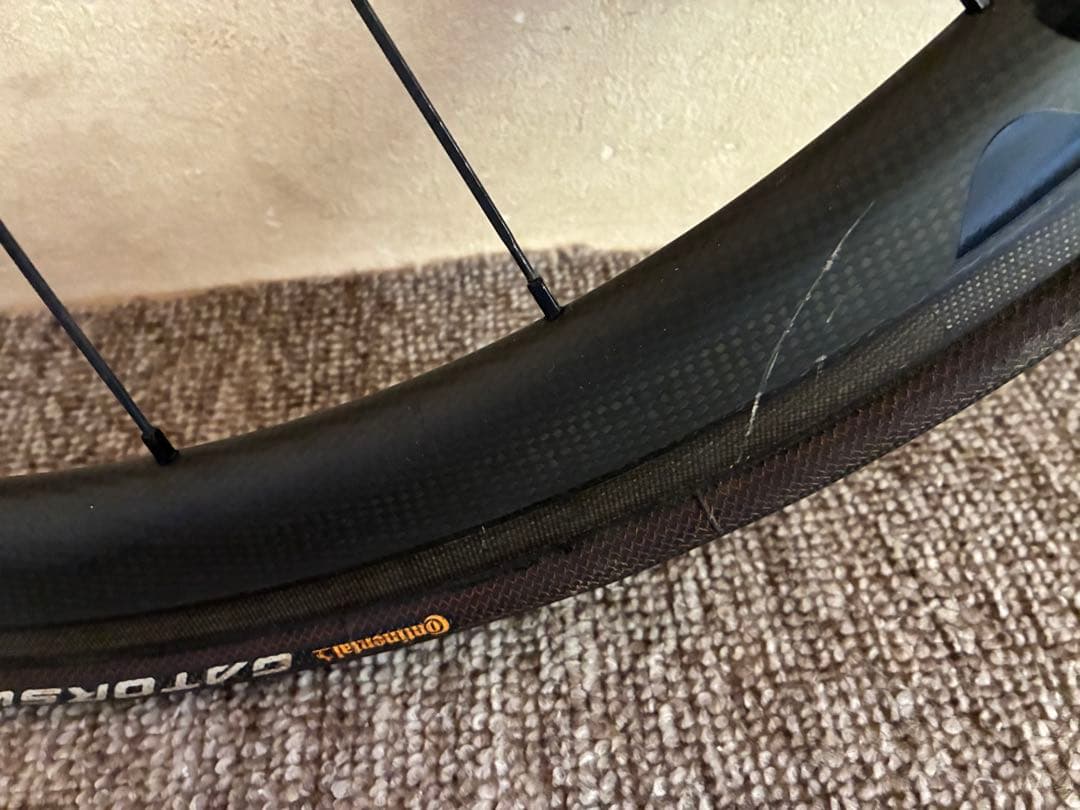 アタッキカーボンホイール45ミリ チューブラー