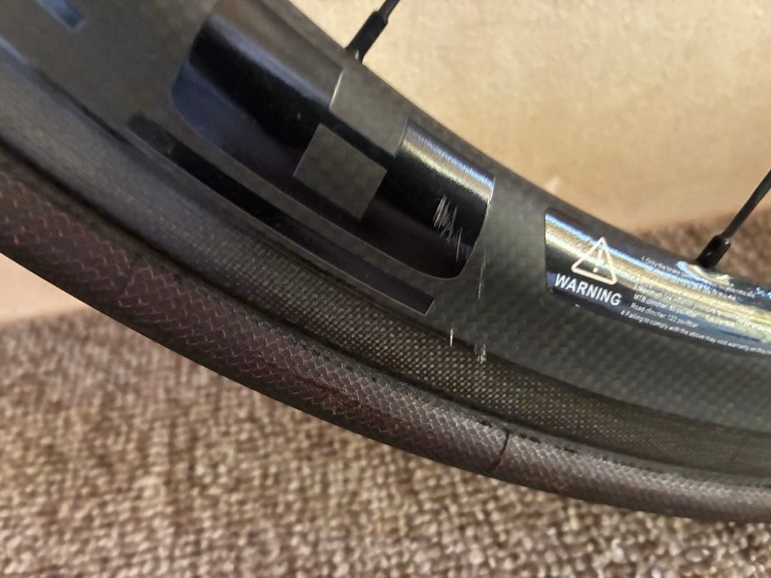 アタッキカーボンホイール45ミリ チューブラー